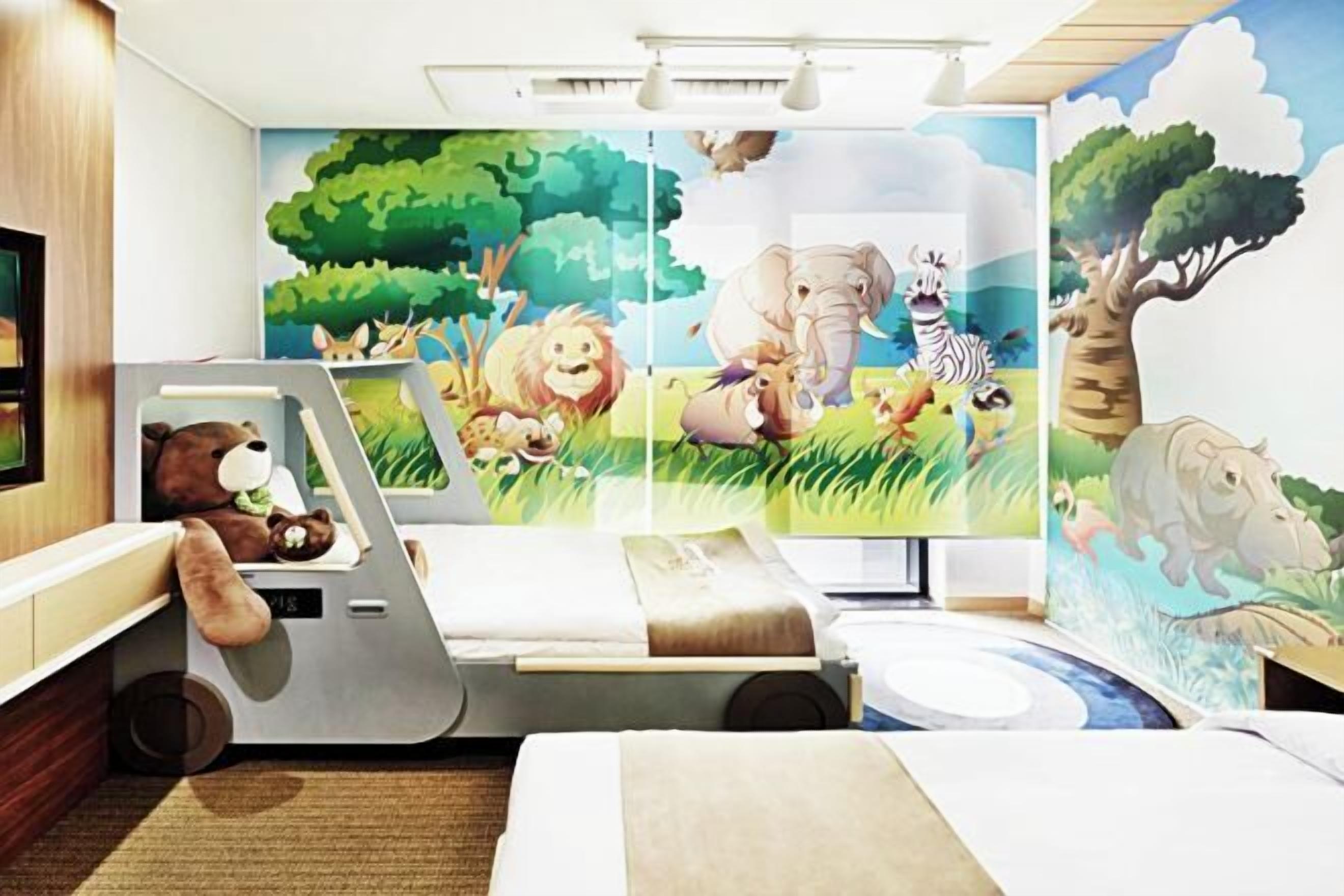 Roba de llit d'alta qualitat, caixa forta a l'habitació i escriptori 