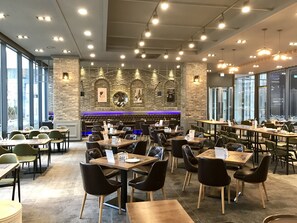 Restaurant - M-Stay Hotel Changwon (Changwon)