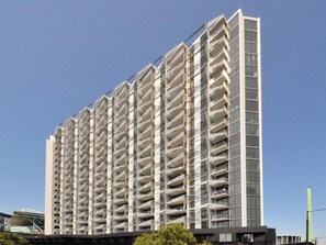 Front of property - Royal Stays Apartments Docklands (Docklands)