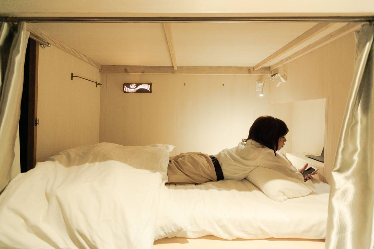 4 Beds Female Dormitory Room | In-room safe, WiFi (free), bed sheets