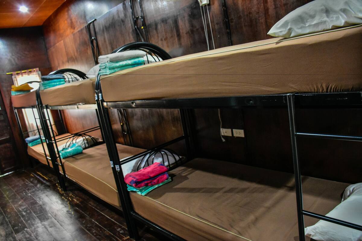 Shared Dormitory | Free WiFi