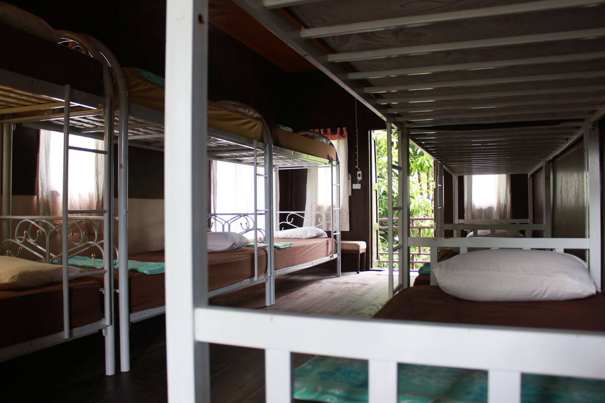 Shared Dormitory | Free WiFi