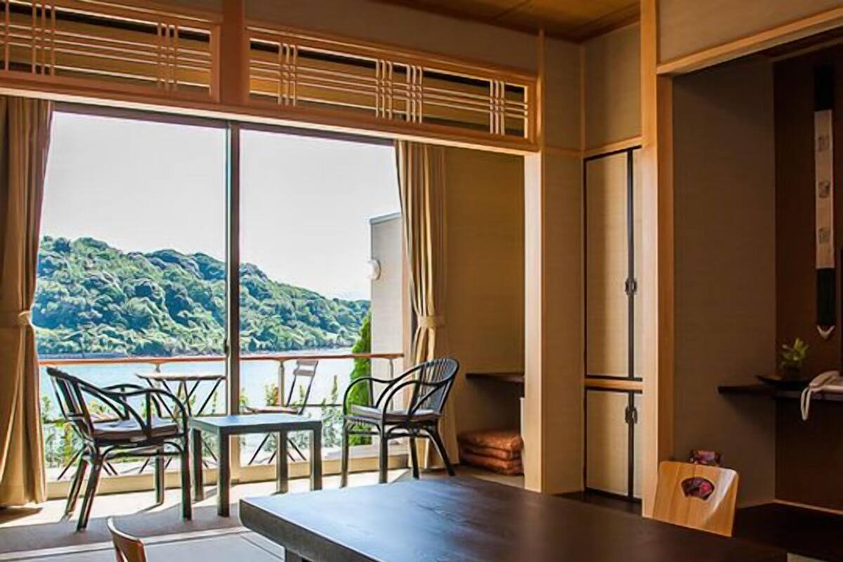 Habitación tradicional, no fumadores (Japanese Style Room Annex) | Zona de estar | Una televisión de pantalla plana