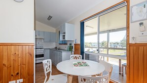 Unclassified image, 4 of 46, button - Holiday Haven Burrill Lake (Burrill Lake)