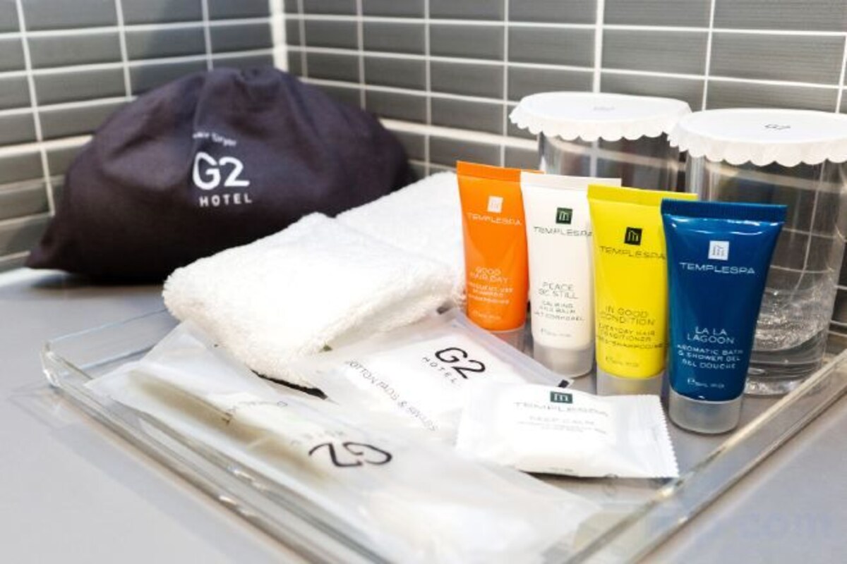 Bathroom amenities