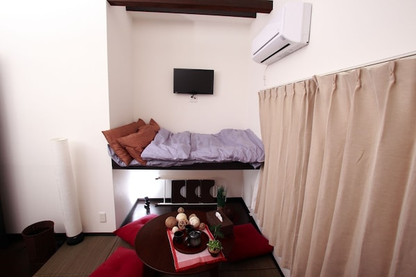 Standard Apartment | 1 bedroom, desk, blackout drapes, free WiFi