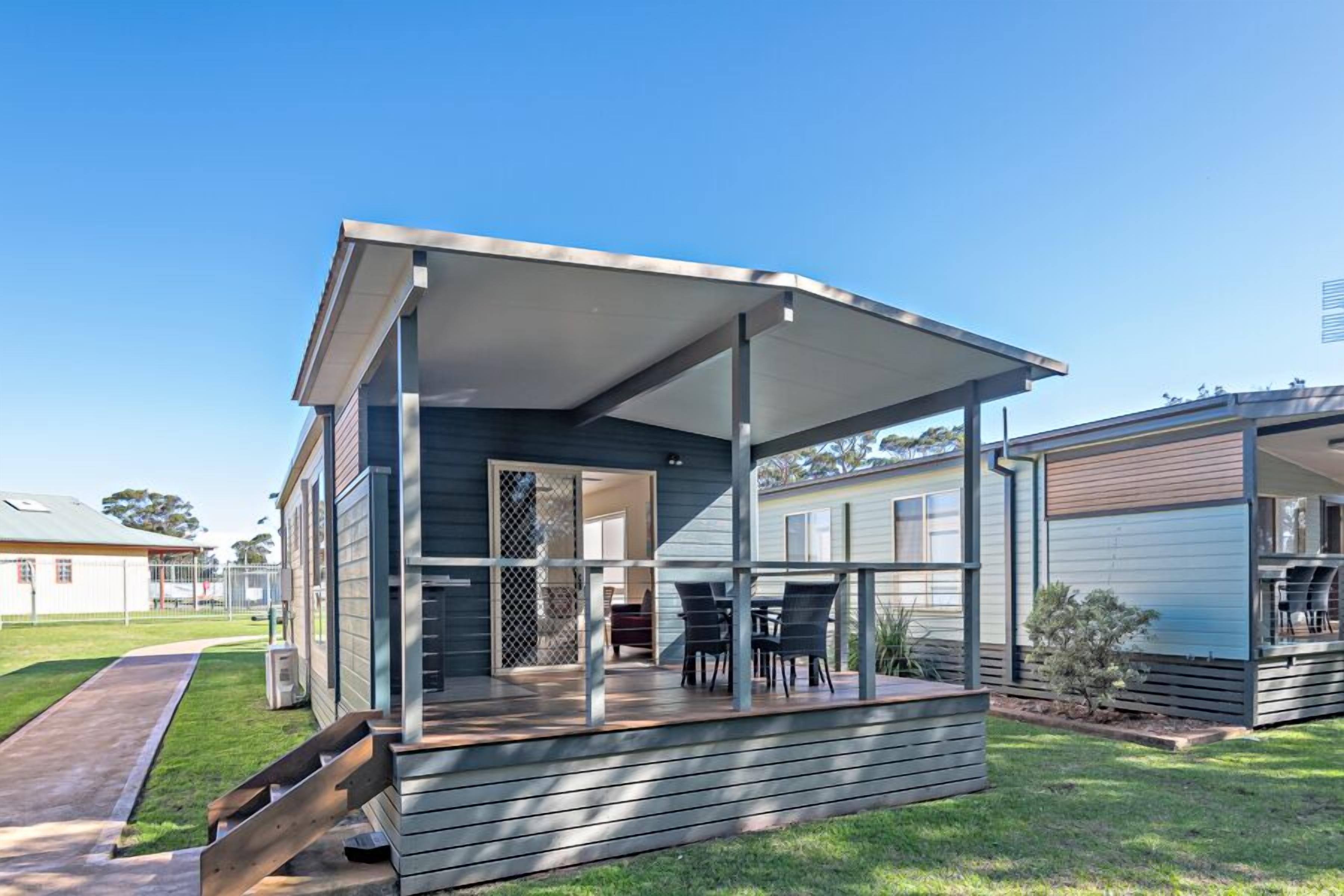 أغطية فراش متميزة ومكواة/لوح كي وواي فاي