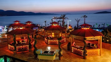 9 bars, bar de plage