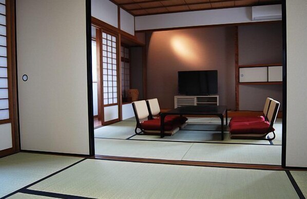 免费 WiFi、床单