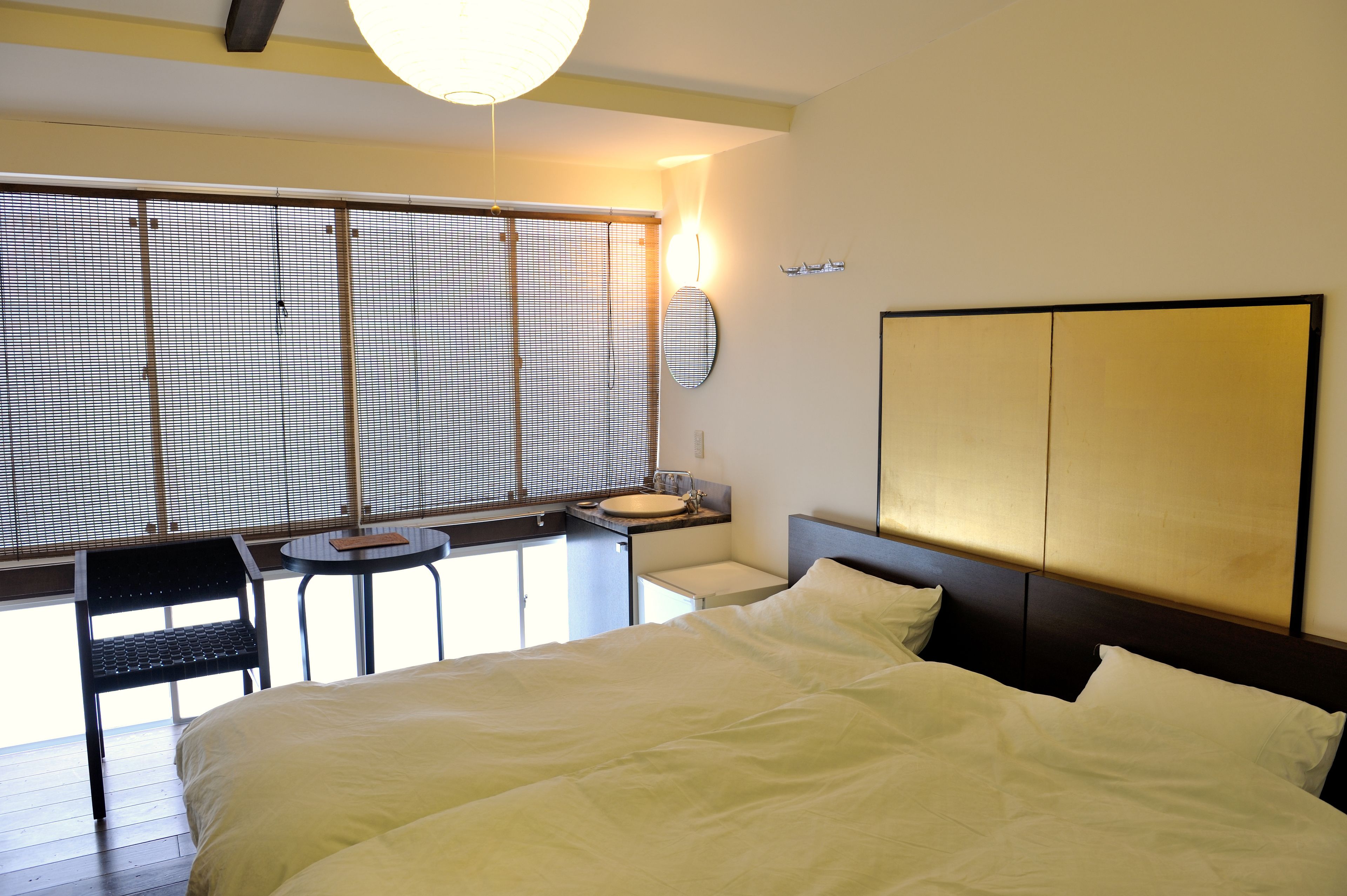 ツインルーム | アイロン / アイロン台、WiFi (無料)、ベッドシーツ