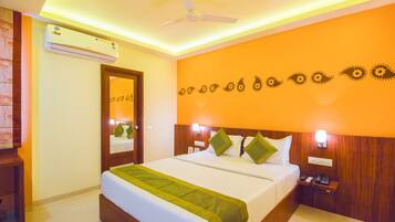 Standard Room | 1 bedroom, iron/ironing board, rollaway beds, free WiFi