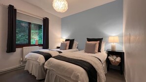 Zweibettzimmer, eigenes Bad (Room 1)
