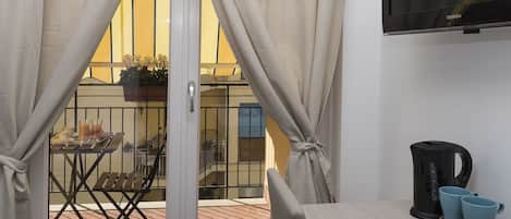 Chambre Confort double, balcon (Capri) | Commodité de la chambre