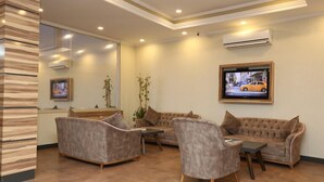 Lobby sitting area - Mora Hotel (Trabzon)
