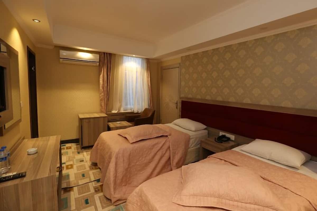 Standard Triple Room, Sea View