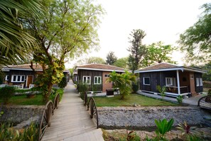 Property grounds - KMA Bagan Village Hotel (Nyaung-U)