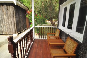 Terrace/patio - KMA Bagan Village Hotel (Nyaung-U)