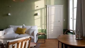 Superior suite (Monseigneur Fleury) | Luxe beddengoed, individueel gedecoreerd, individueel gemeubileerd