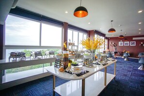 Daily buffet breakfast for a fee - Brenta Phu Quoc (Phu Quoc)