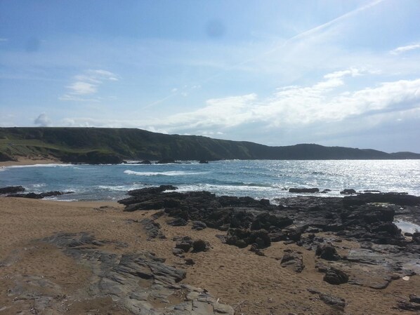 Beach - Hotel Ovetense (Oviedo)