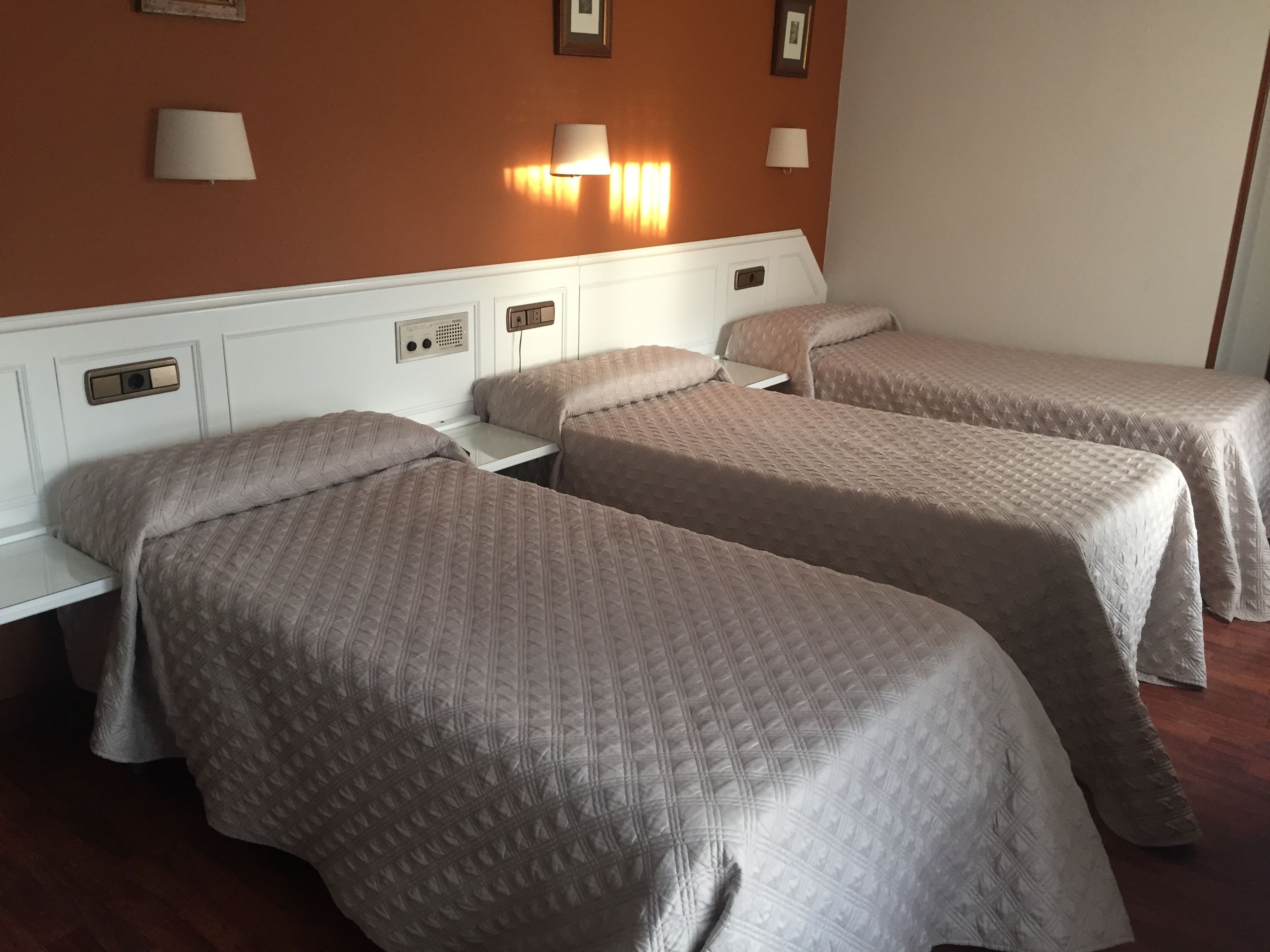 Photo - Hotel Ovetense