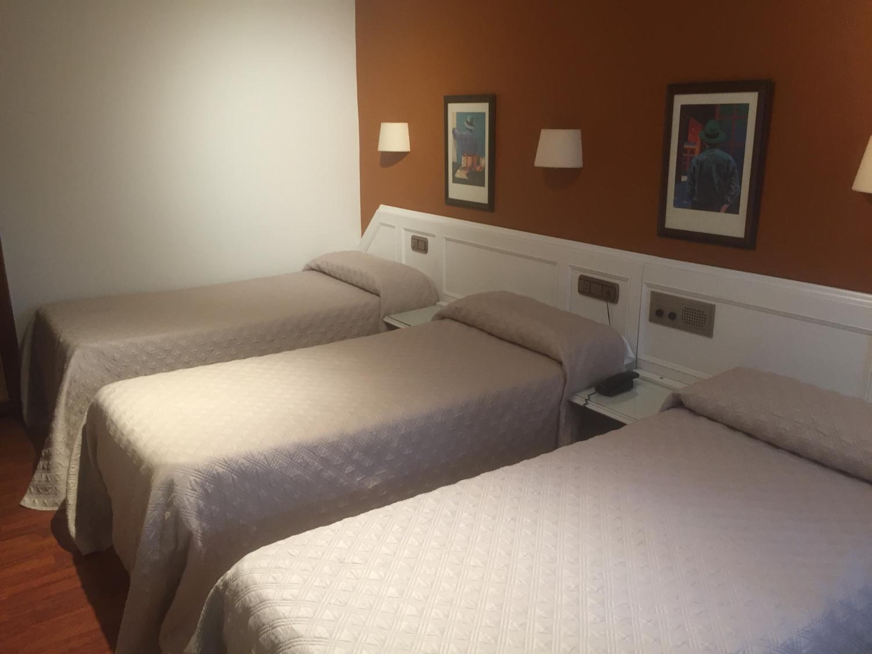 Photo - Hotel Ovetense