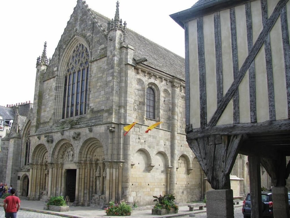 La Maison Pavie, Maison d'hôtes, demeure de Prestige by null