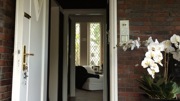 Front of property - Dream House Along The Alsterlauf River (Hamburg)