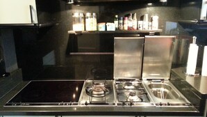 Shared kitchen - Dream House Along The Alsterlauf River (Hamburg)