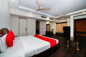 In-room safe, desk, rollaway beds, free WiFi