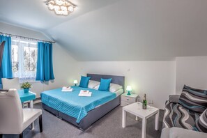 Apartamento, frigorífico y microondas | Escritorio, sistema de insonorización, cunas gratuitas y wifi gratis