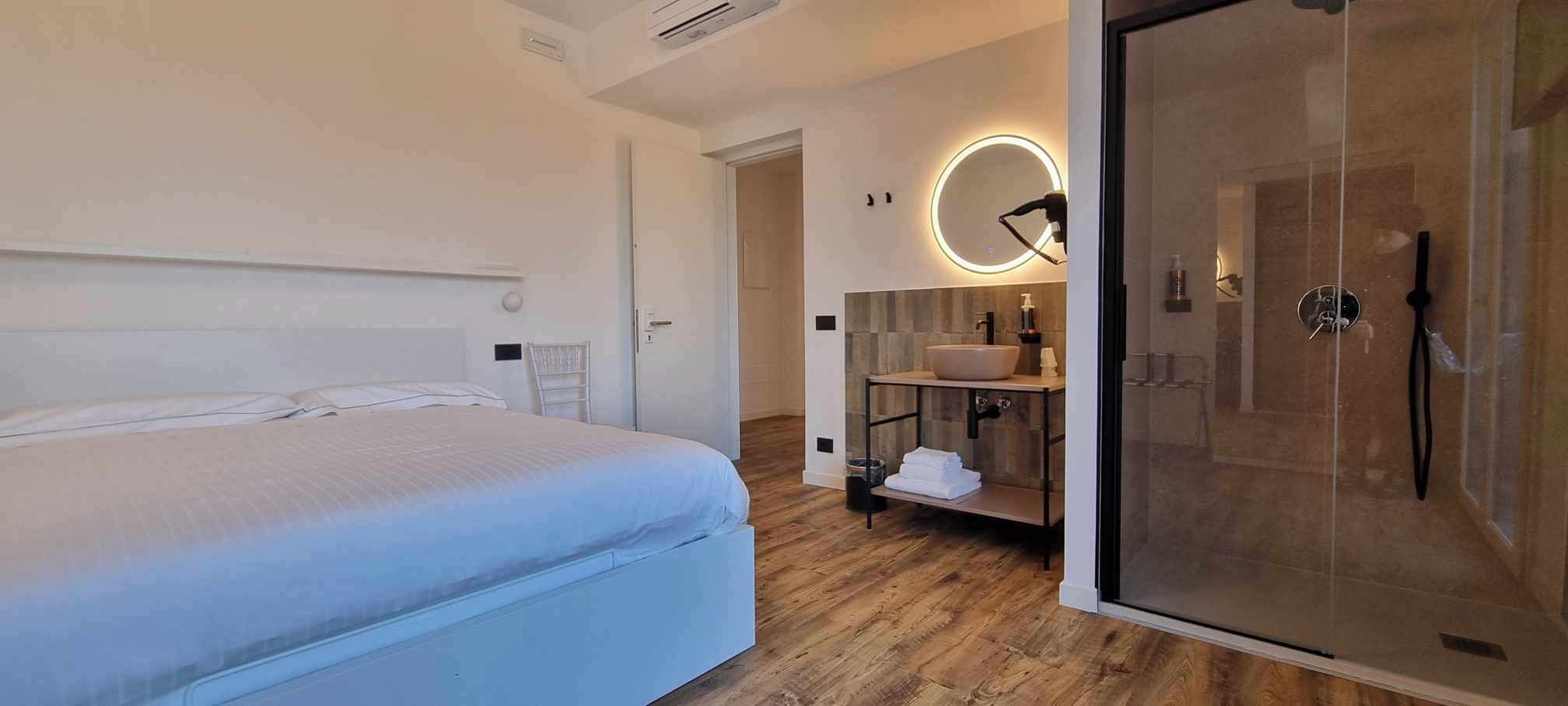 Design-Apartment | Minibar, Babybetten, kostenloses WLAN