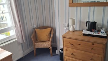 Standard Single Room, Ensuite | Premium bedding, WiFi (free)