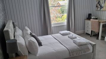 Superior Double Room, Ensuite (Room) | Premium bedding, WiFi (free)