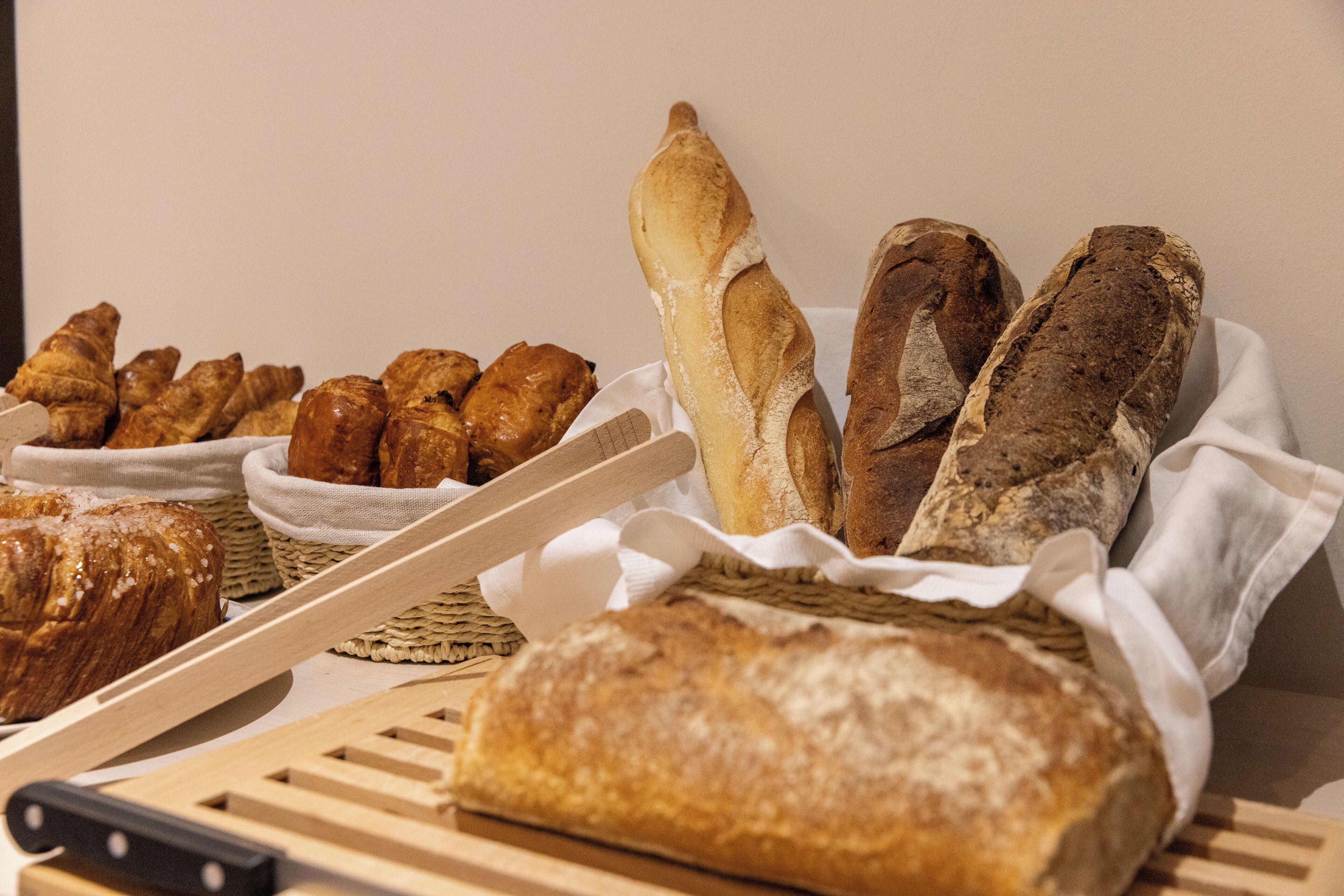 Kontinental frokost hver dag (EUR 15.00 per person)