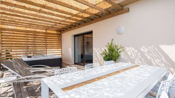 Appartement Deluxe, 2 chambres | Terrasse/Patio
