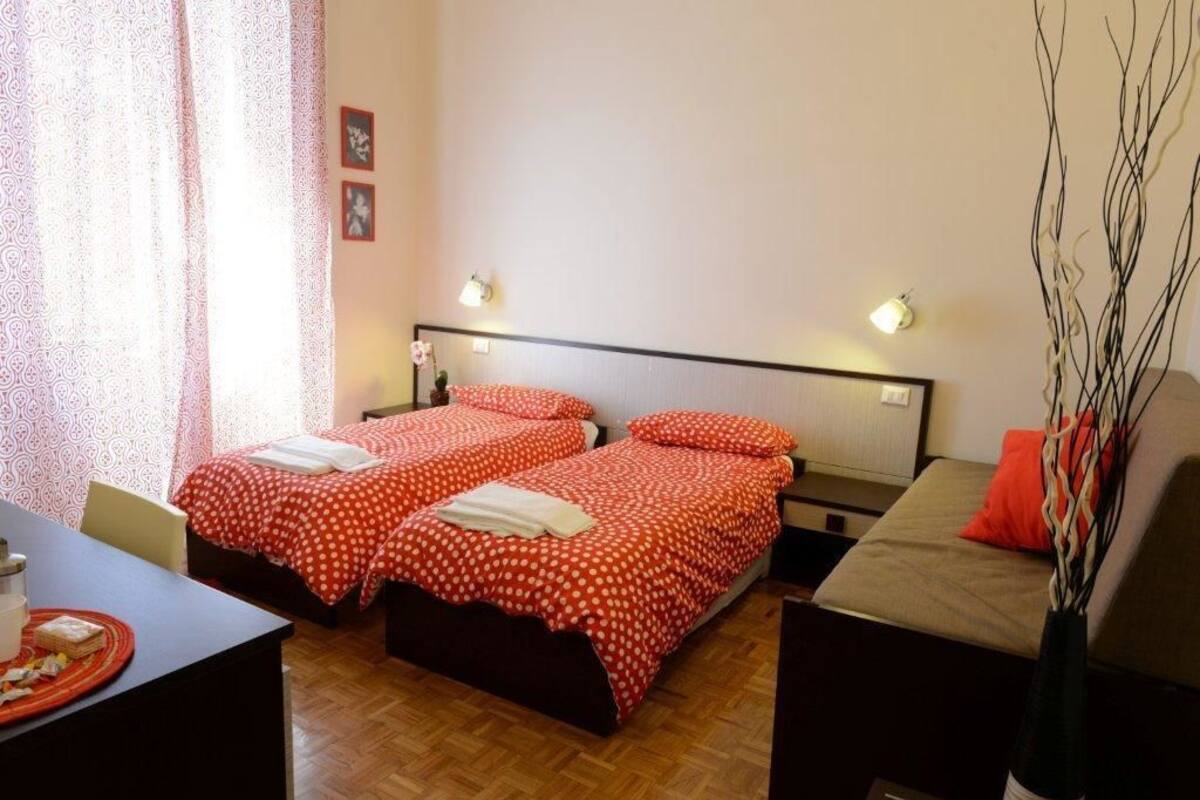Double Room | Desk, rollaway beds (surcharge), WiFi (free)