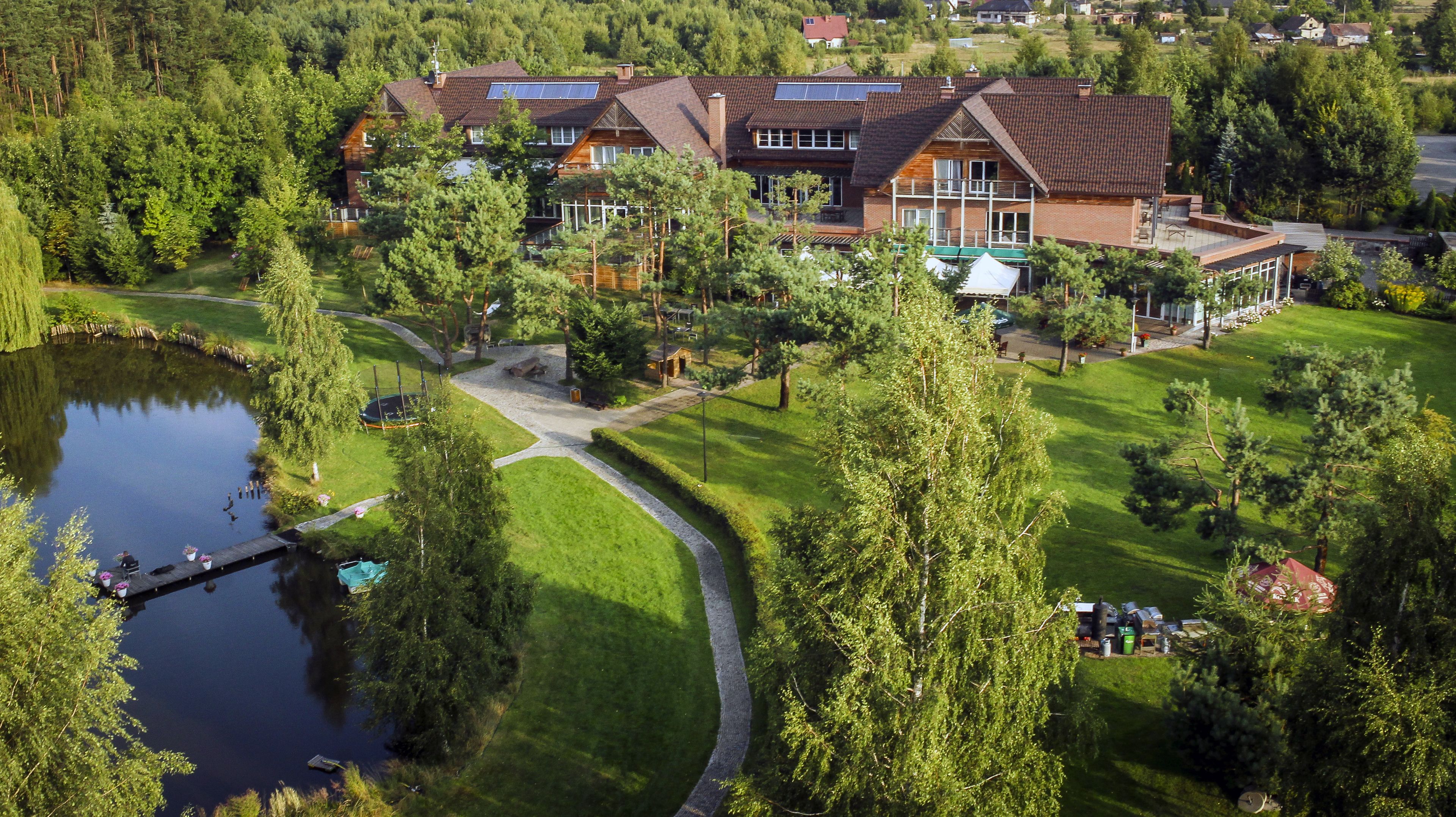 المنطقة المحيطة بالمنشأة