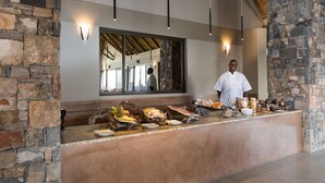 Buffet - Safarihoek Lodge (Kamanjab)