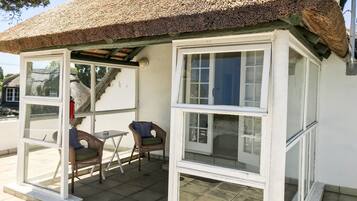 Habitación doble panorámica, 1 habitación, vista a la montaña | Sábanas de algodón egipcio y edredón