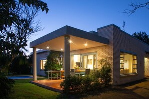 Front of property - Constantia Villa (Cape Town)