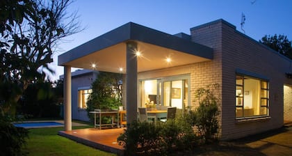 Constantia Villa