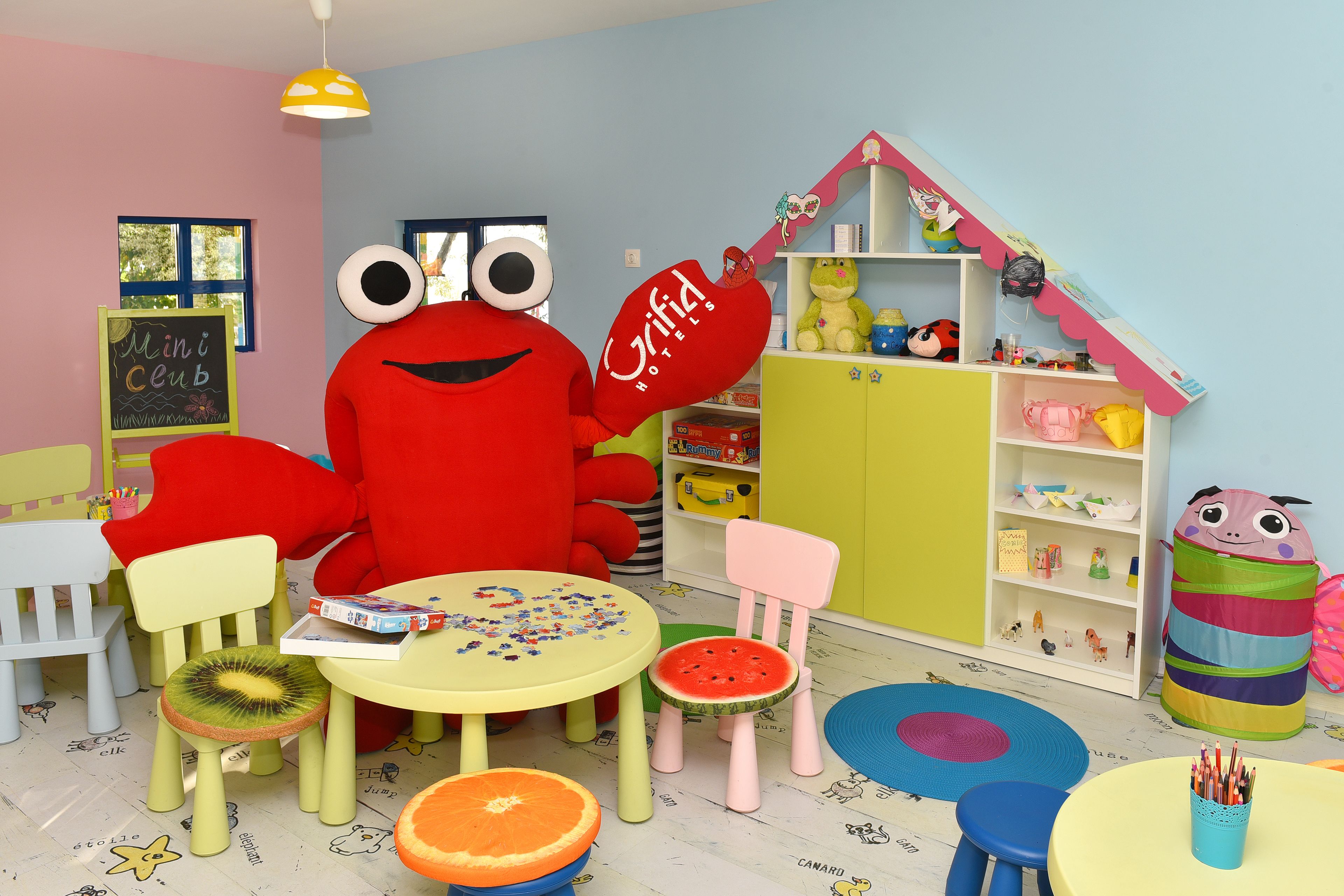 children’s play area – indoor