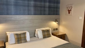 Cottage Double | Bed sheets - Village Inn (Arrochar)