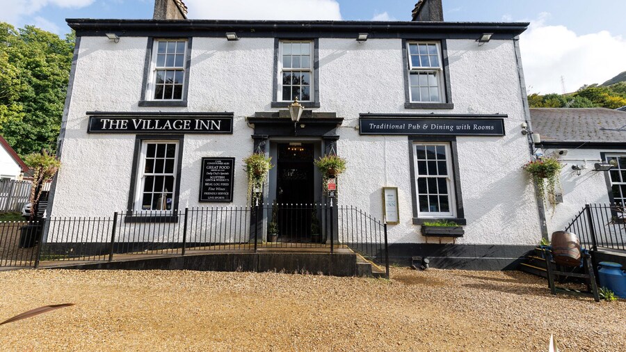 Village Inn