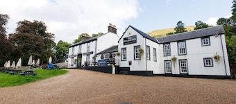 Village Inn