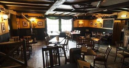 Village Inn