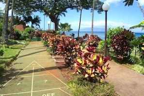 Property grounds - Kuleana 206 by RedAwning (Lahaina)