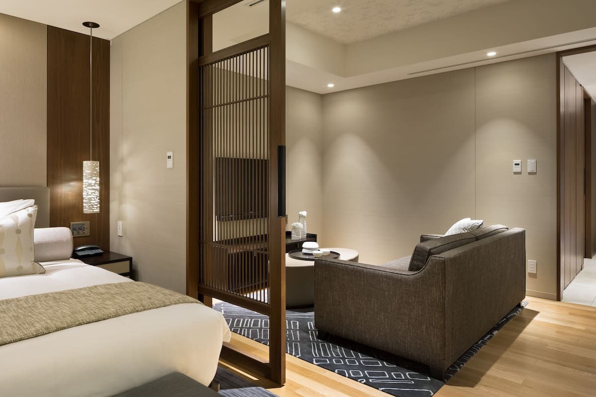 1 chambre, coffres-forts dans les chambres, bureau