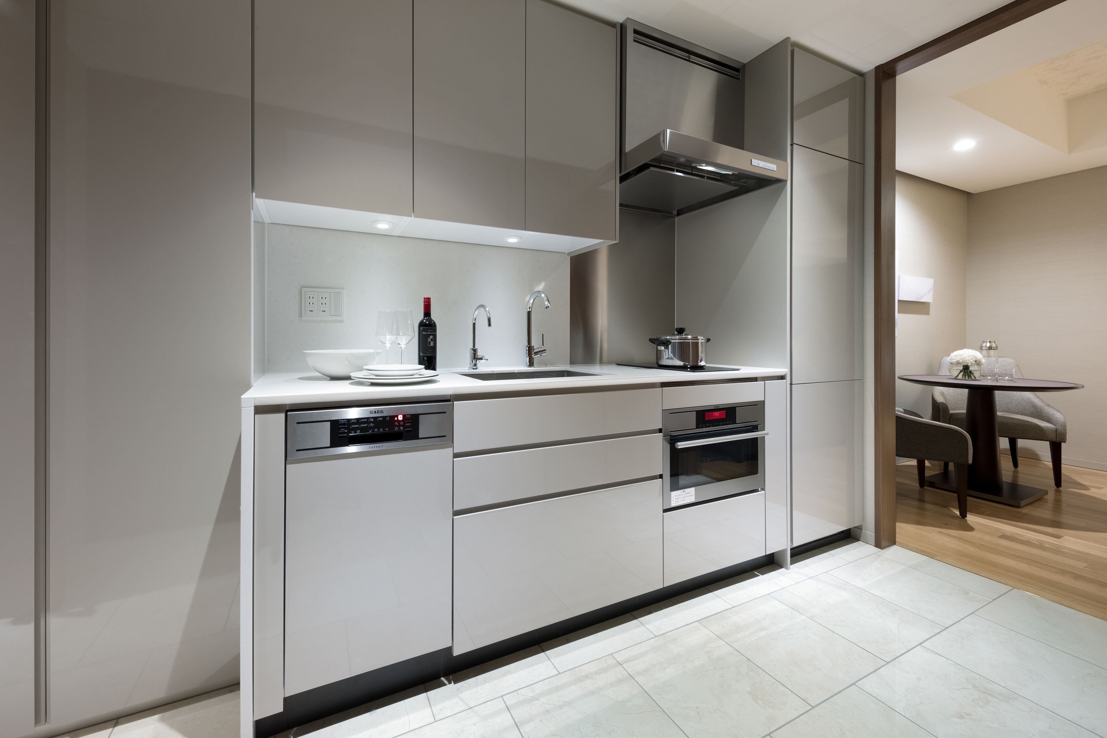 Coffee/tea maker, mini-fridge, microwave, electric kettle